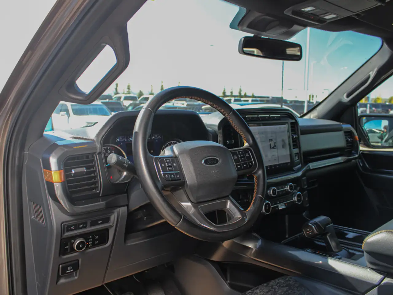 Ford F-150 - Image 10