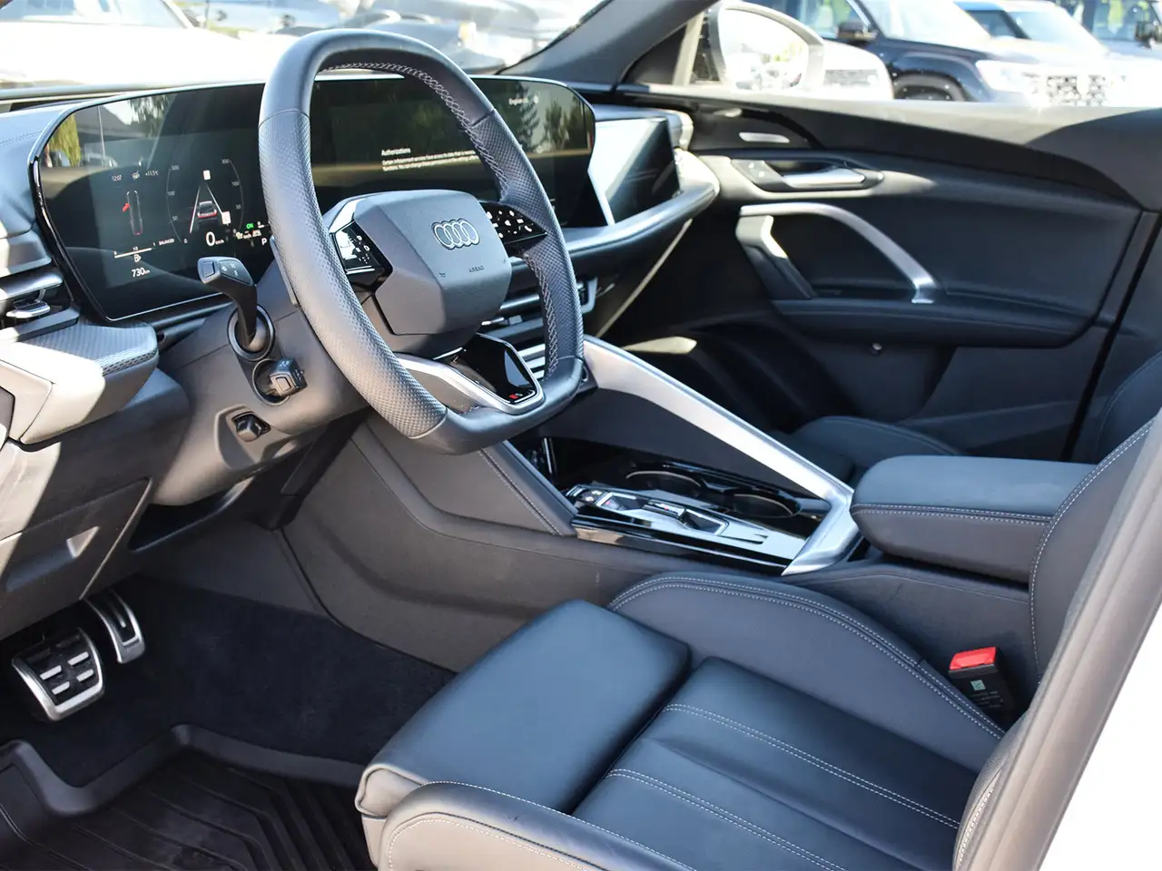 Audi Q5 - Image 13