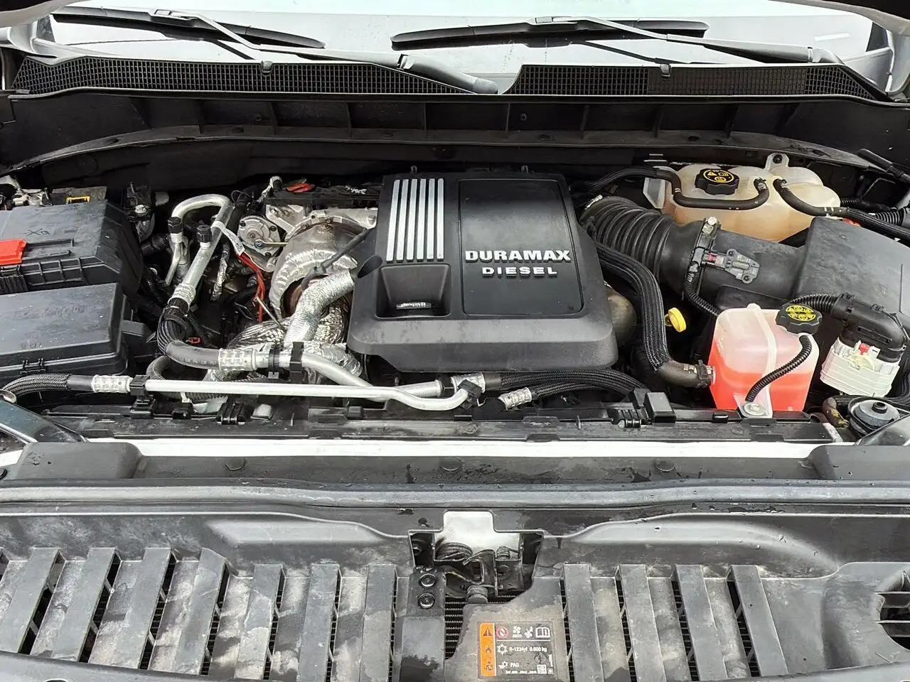 Chevrolet Silverado 1500 - Image 8