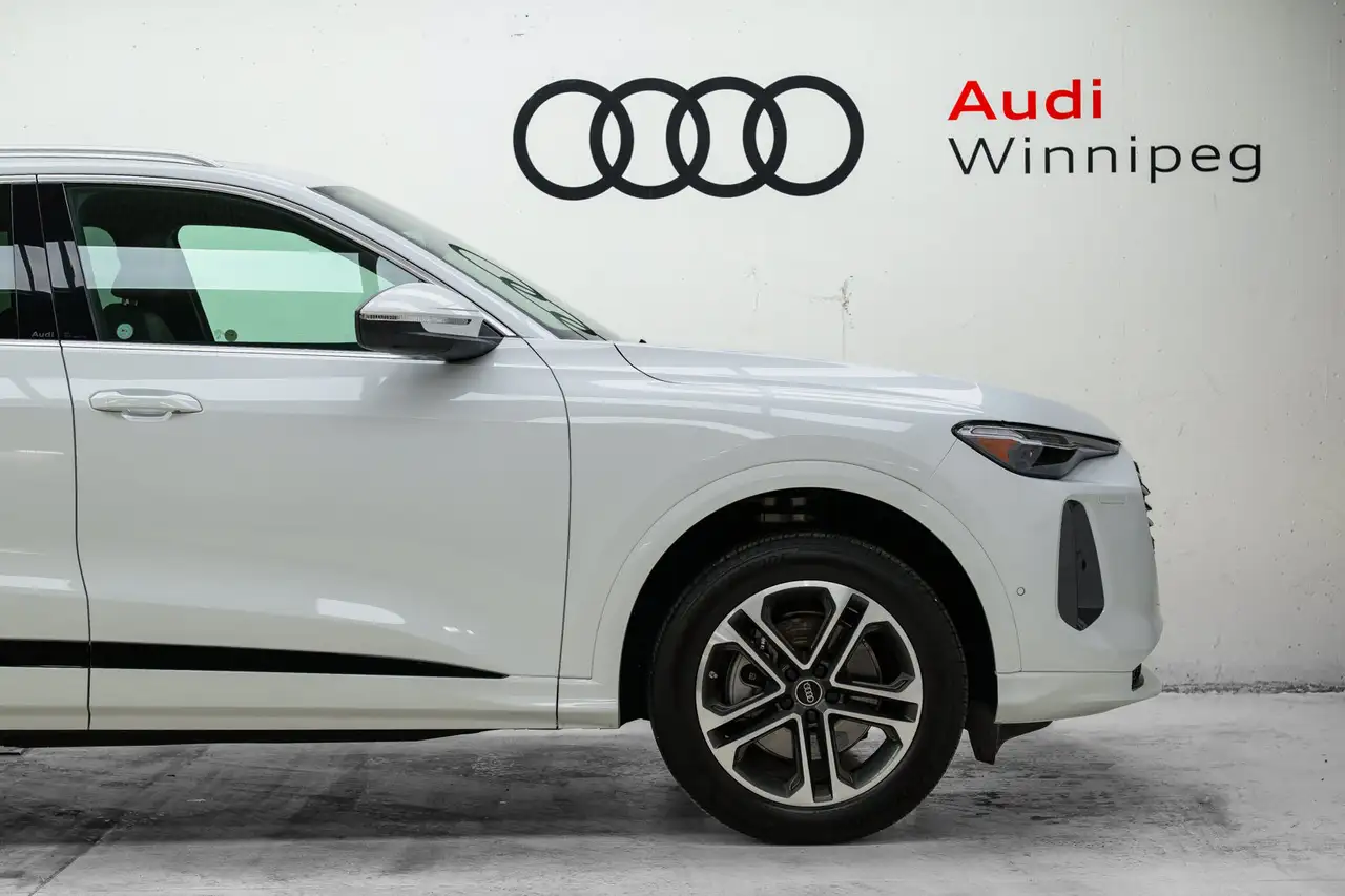 Audi Q5 - Image 5