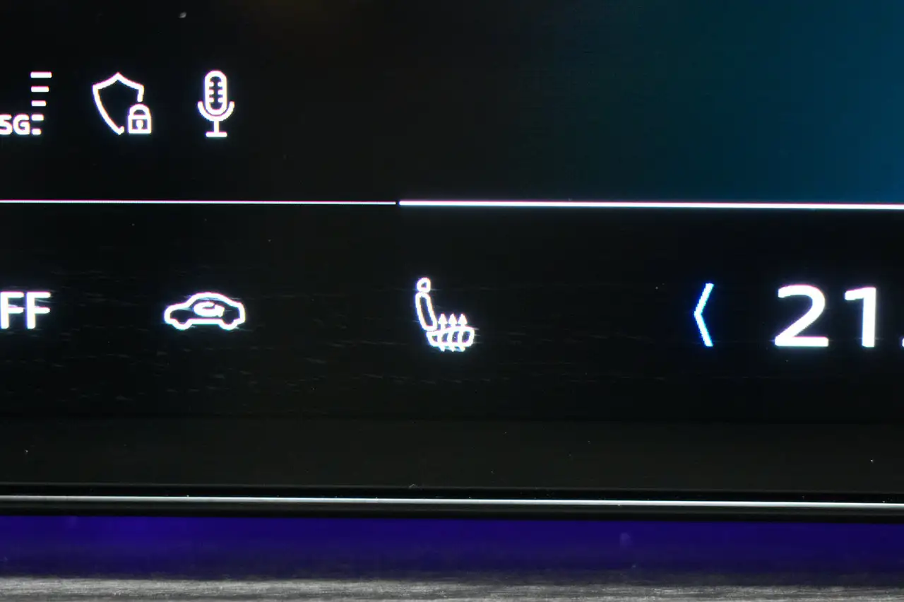 Audi Q5 - Image 18