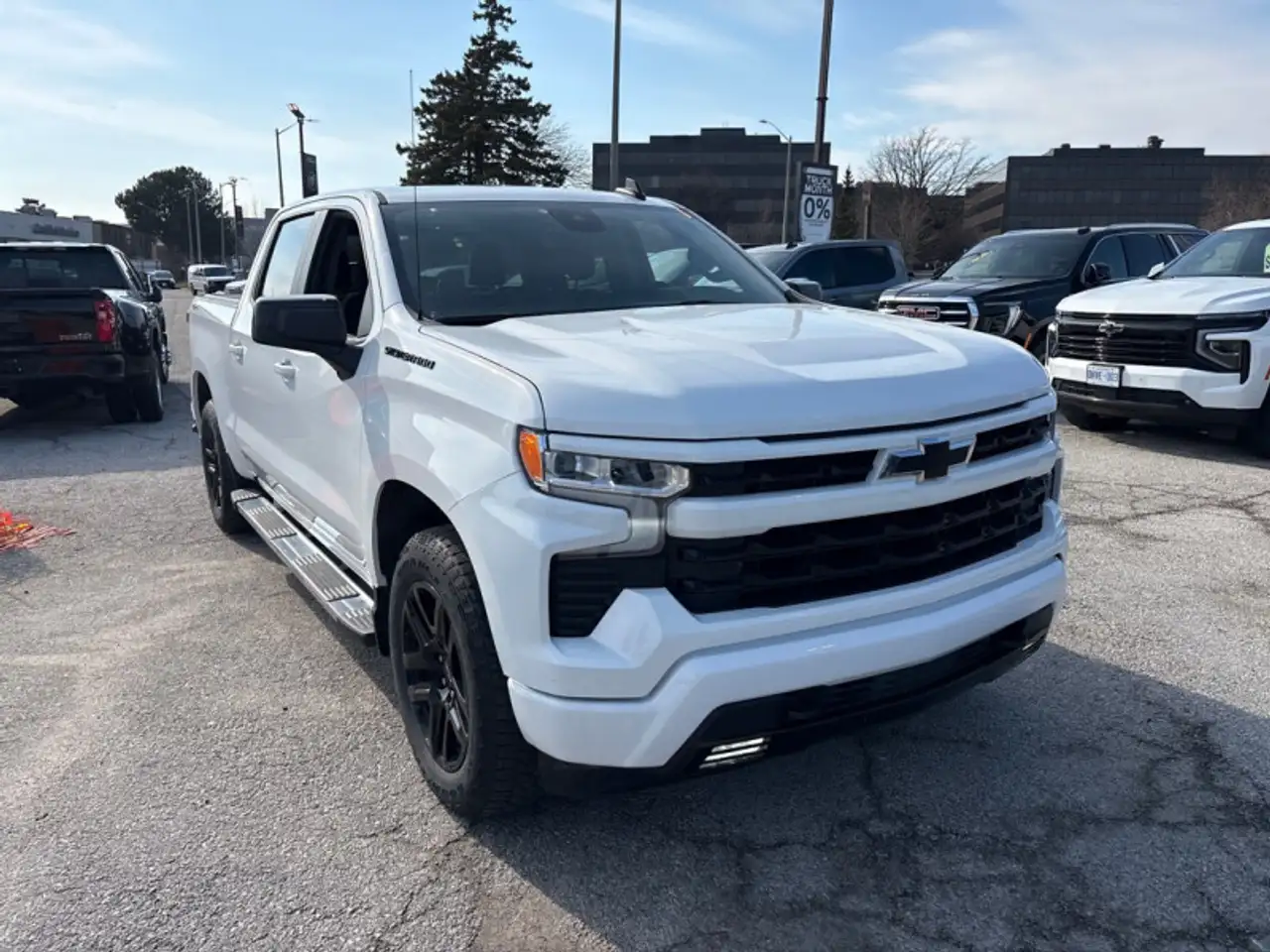 Chevrolet Silverado 1500 - Image 13