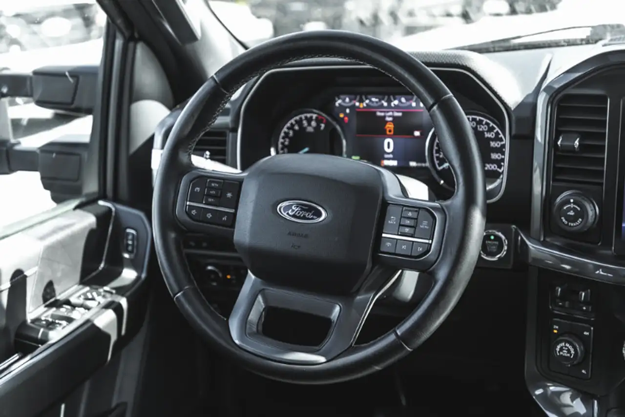 Ford F-150 - Image 27