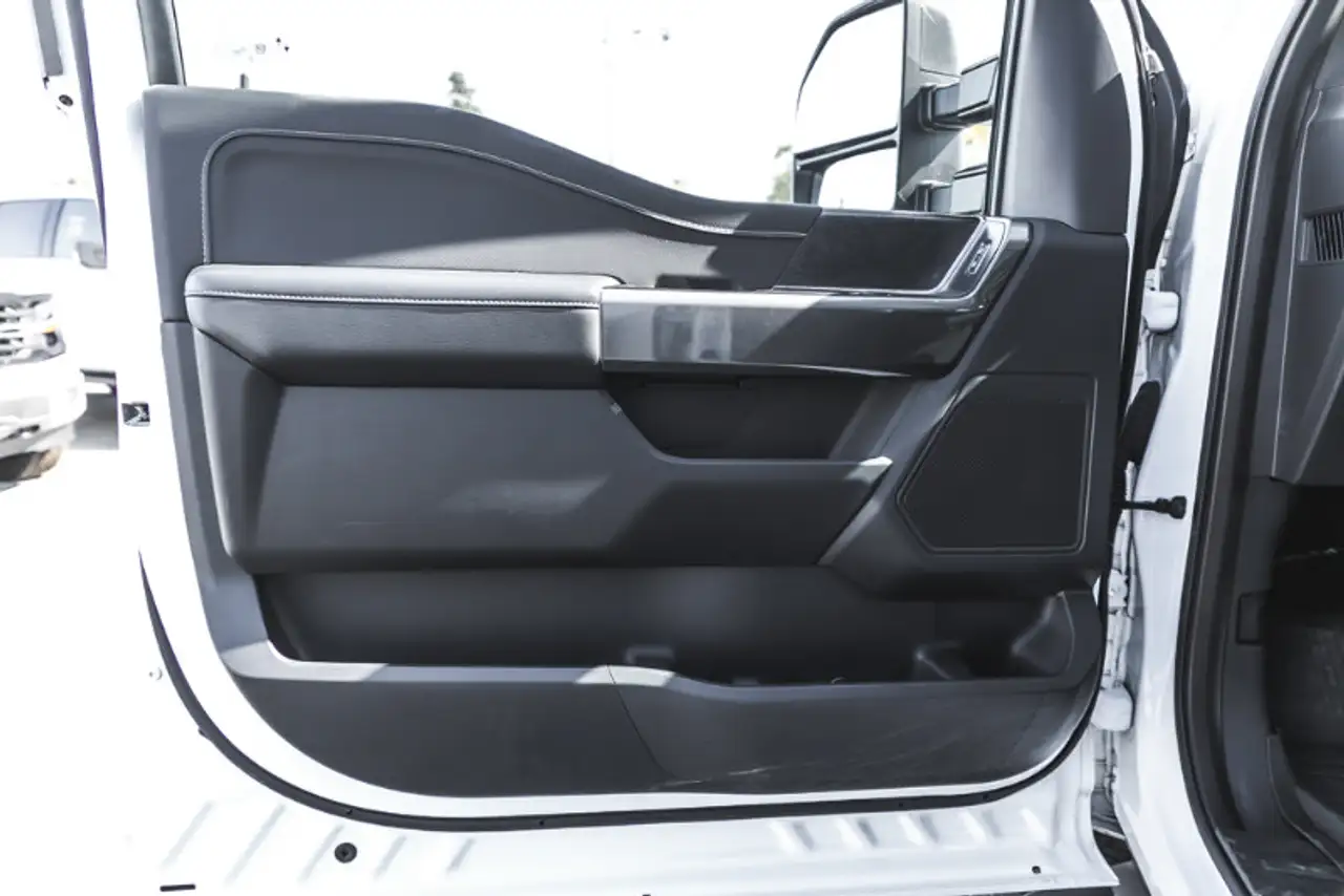 Ford F-150 - Image 14