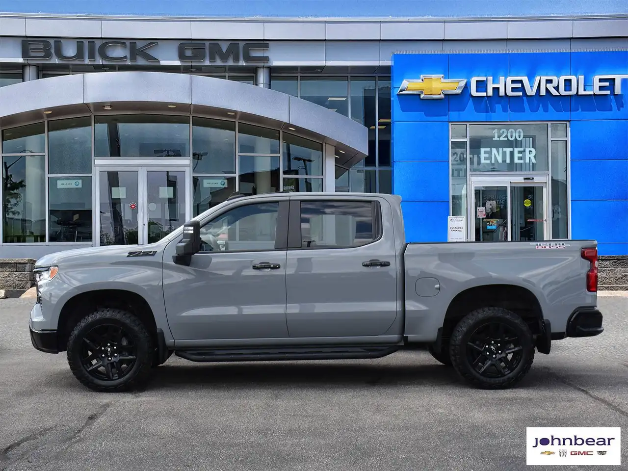 Chevrolet Silverado 1500 - Image 6