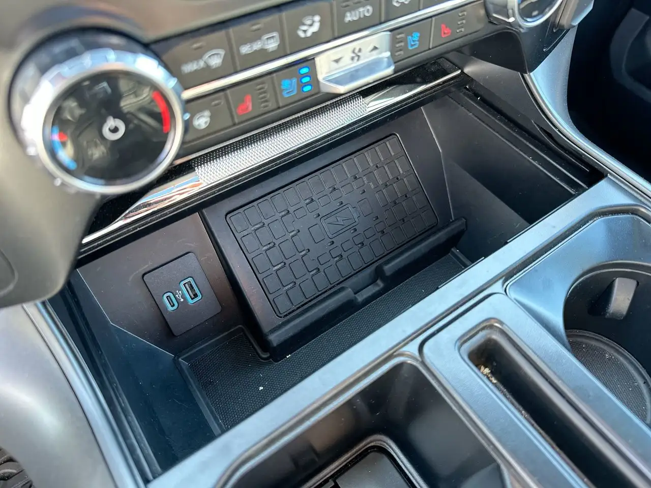 Ford F-150 - Image 28