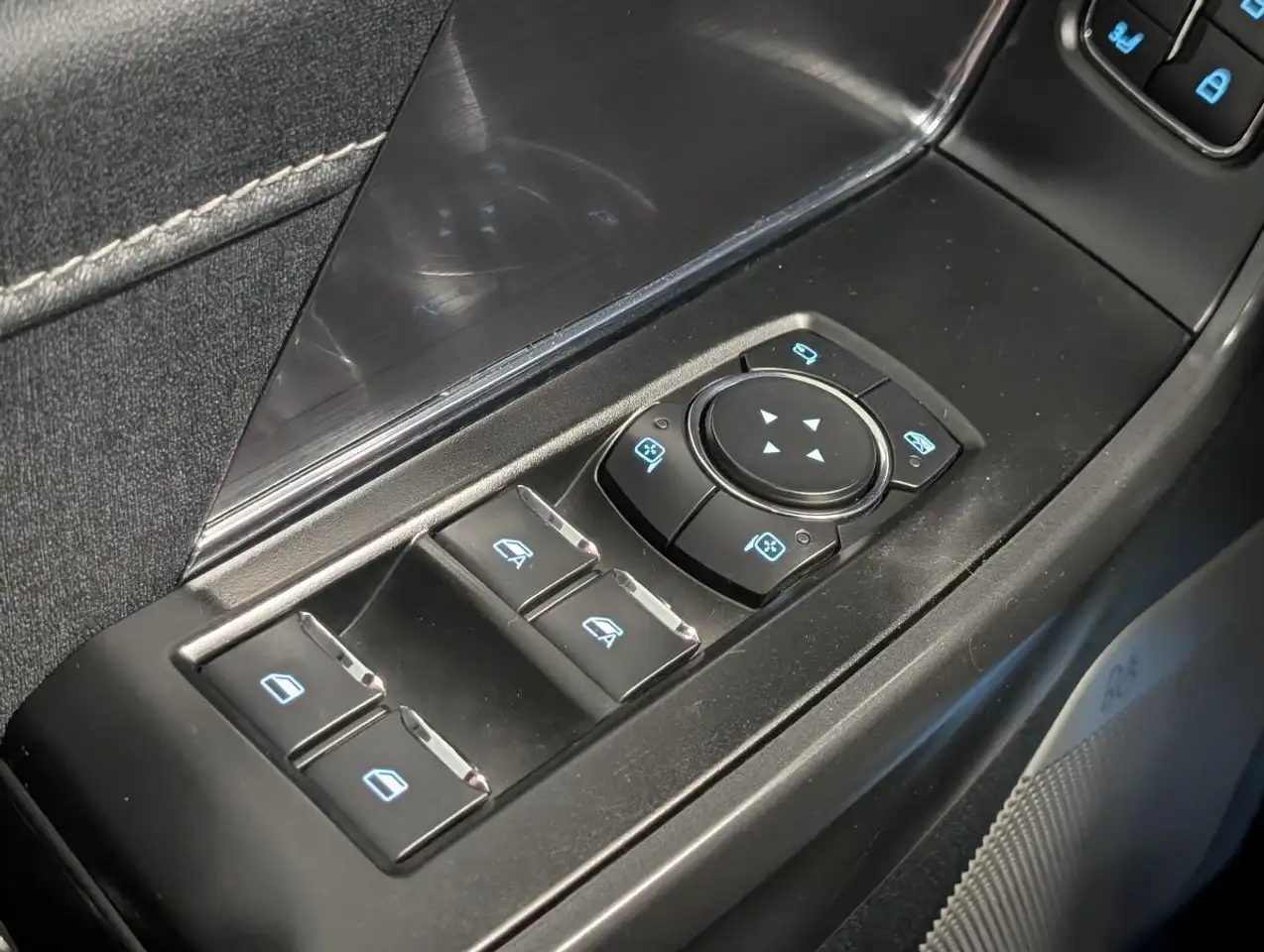 Ford F-150 - Image 16