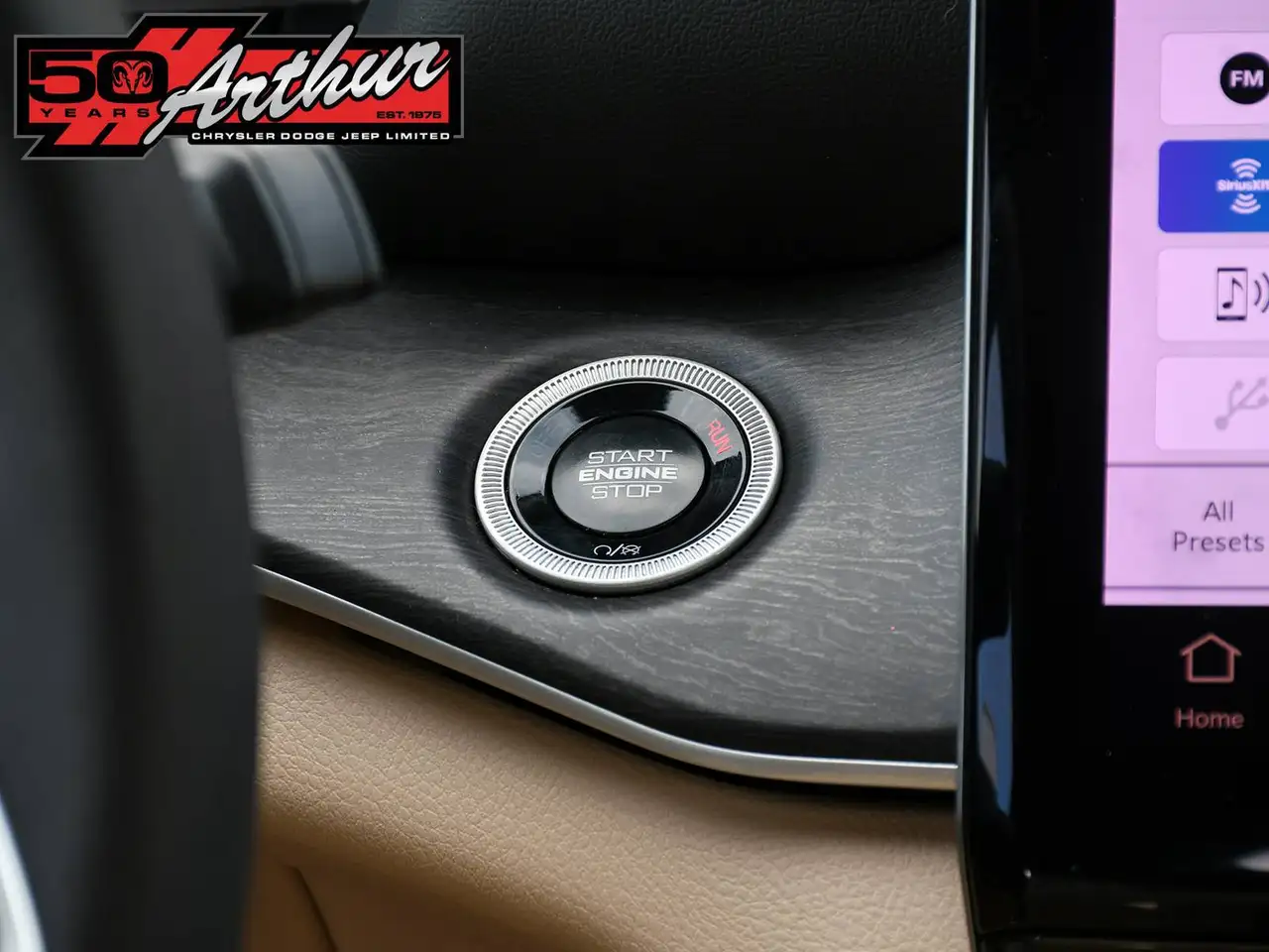 Jeep Grand Cherokee - Image 22