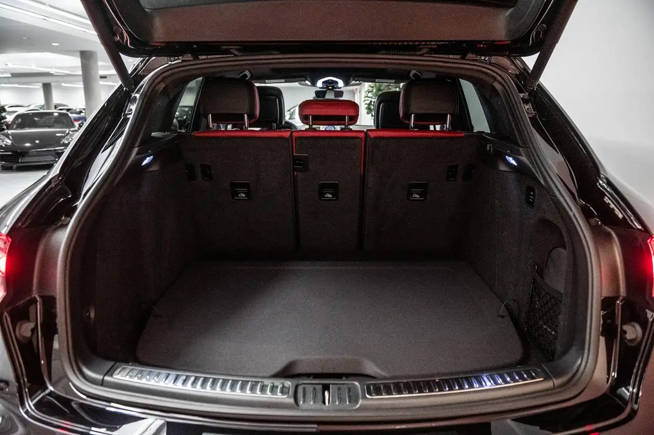 Porsche Macan - Image 8