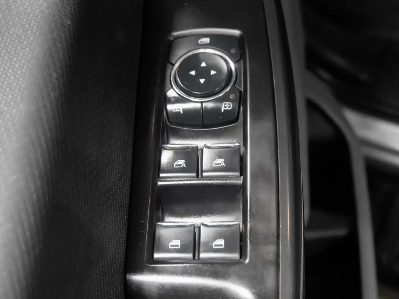 Ford F-150 - Image 12