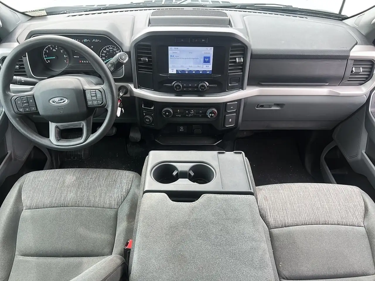 Ford F-150 - Image 10