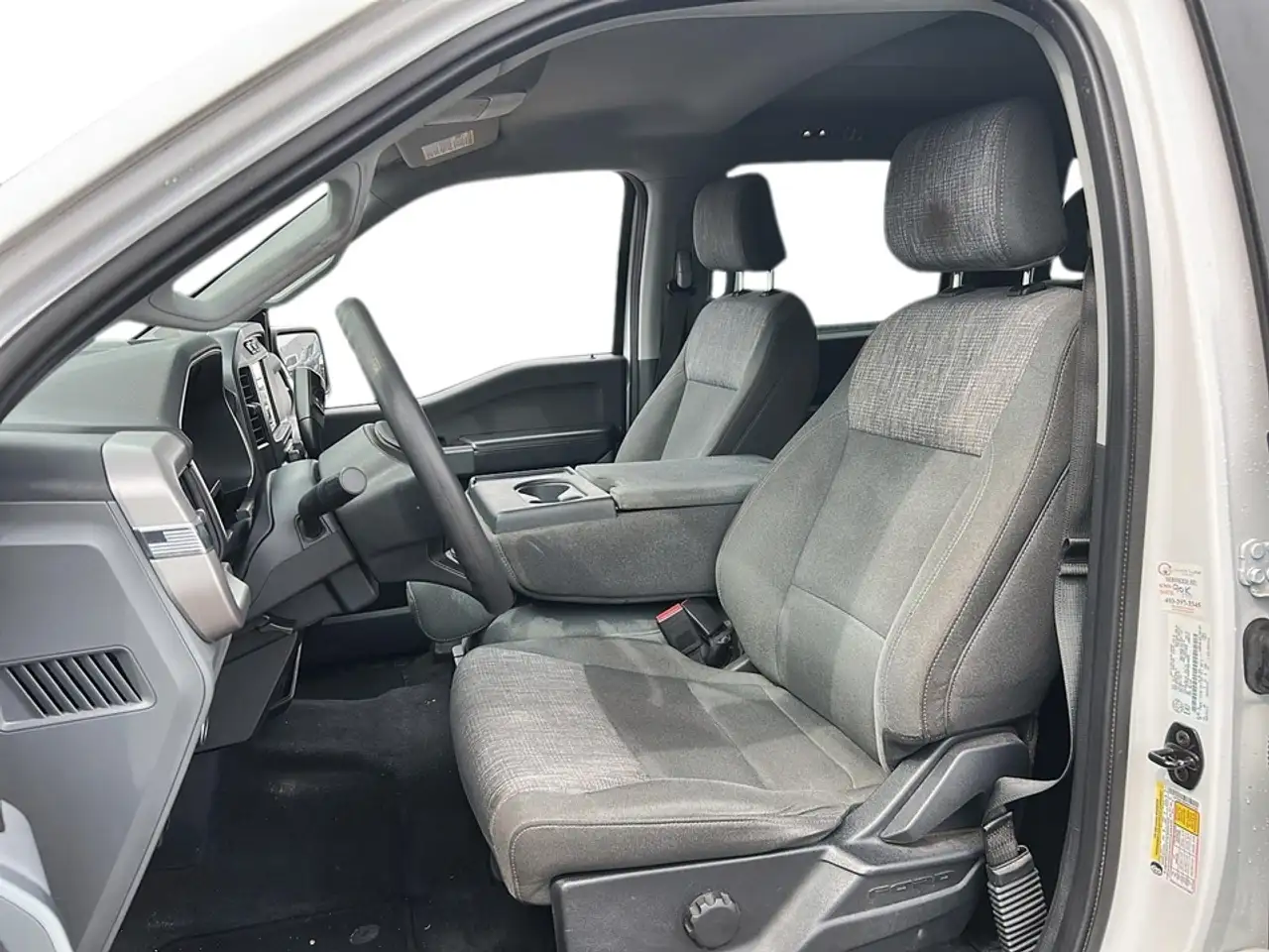 Ford F-150 - Image 19