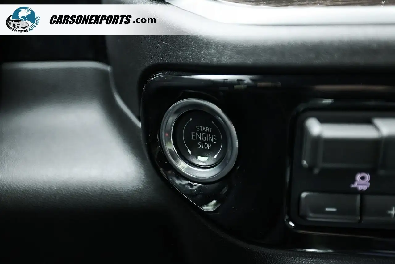 Chevrolet Silverado 1500 - Image 23