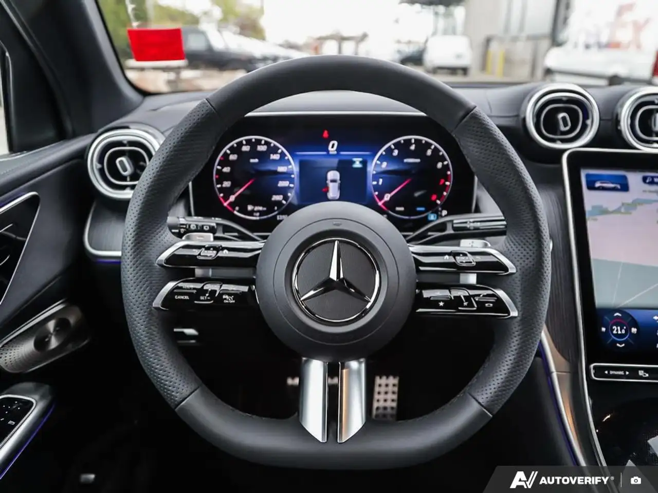 Mercedes-Benz GLC - Image 14