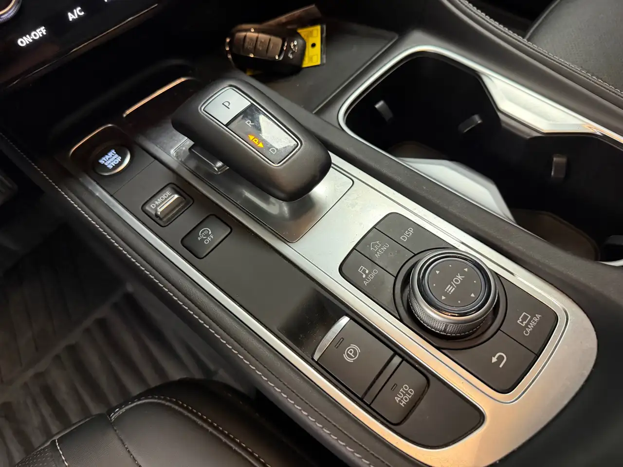 Infiniti QX60 - Image 23