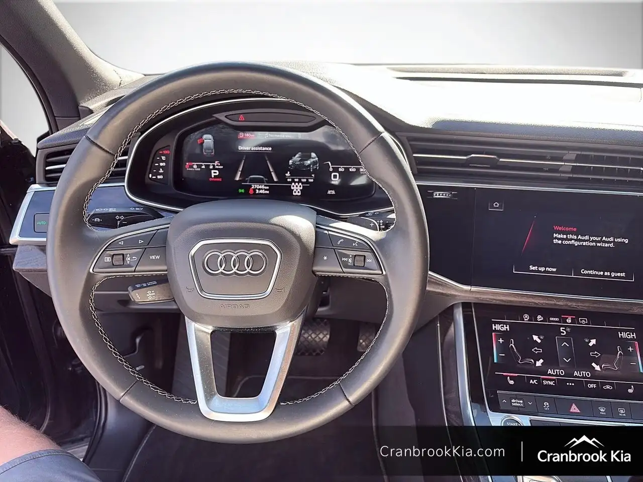 Audi Q7 - Image 14