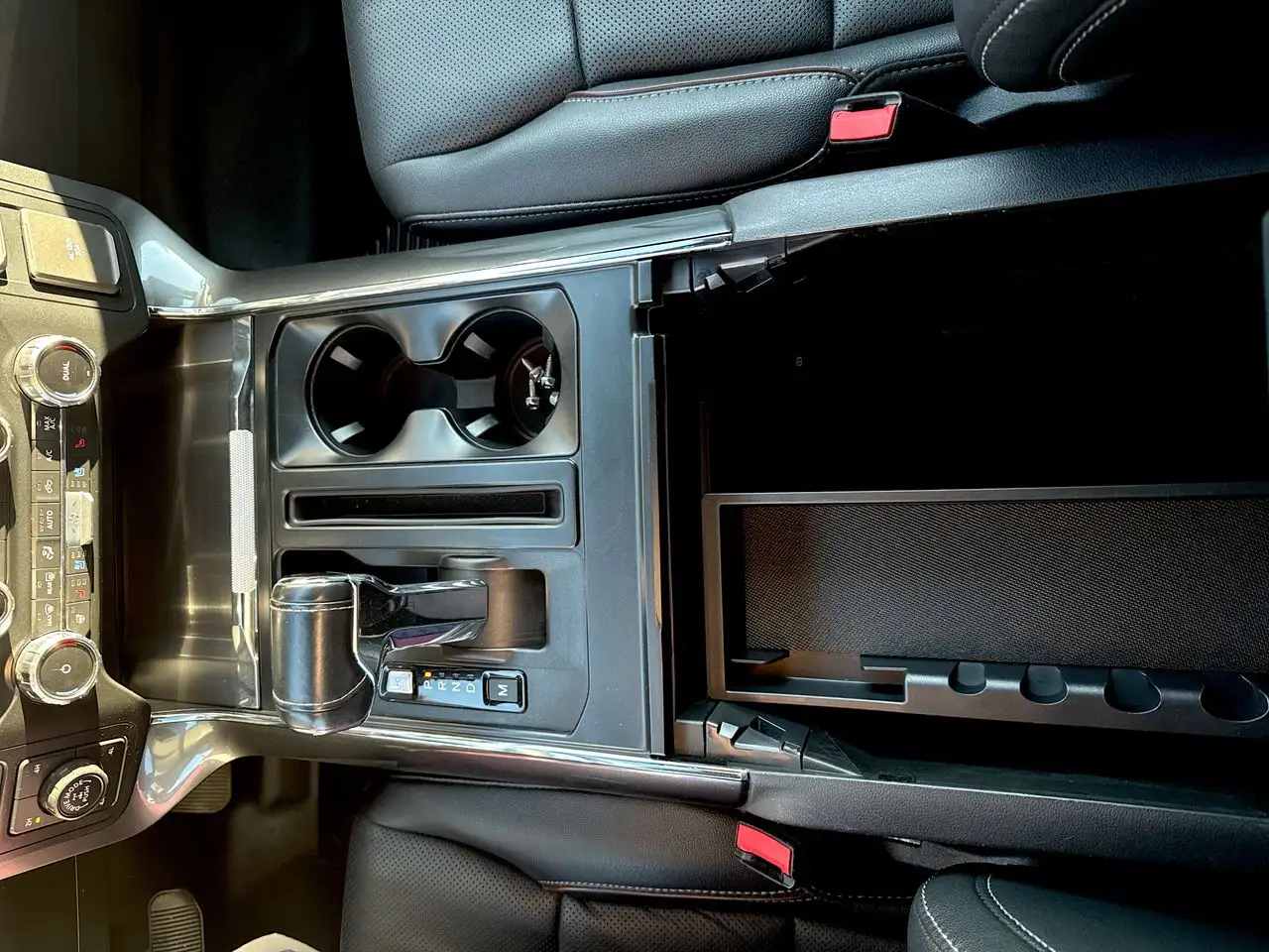 Ford F-150 - Image 21