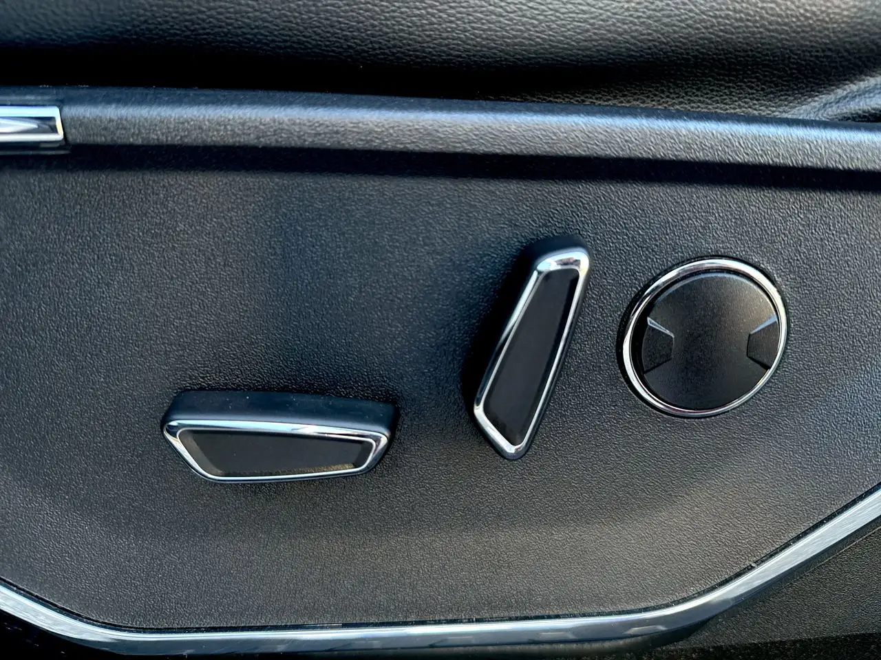Ford F-150 - Image 12