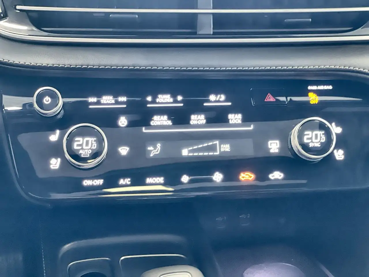 Infiniti QX65 - Image 27