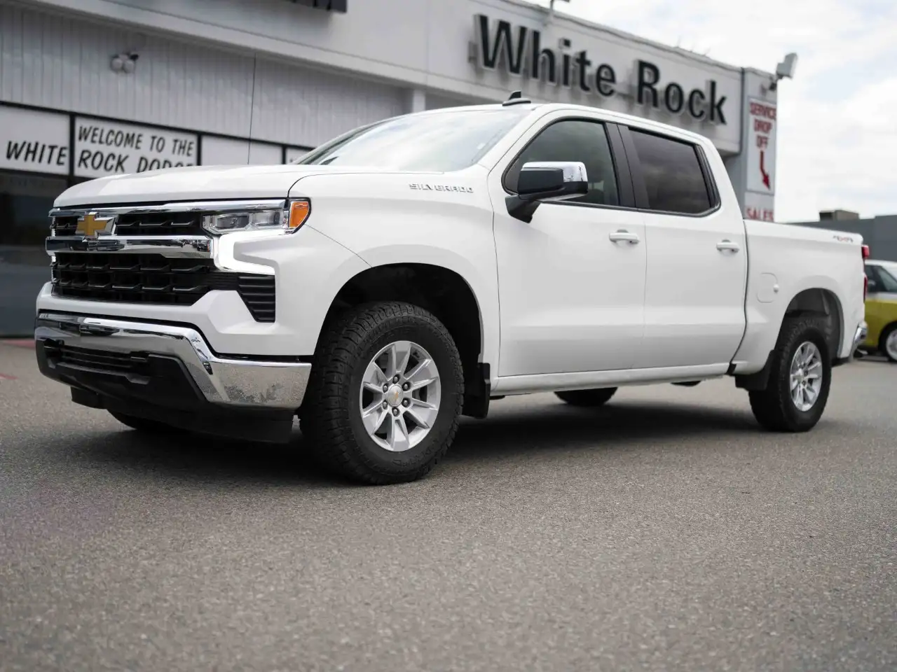 Chevrolet Silverado 1500 - Image 1