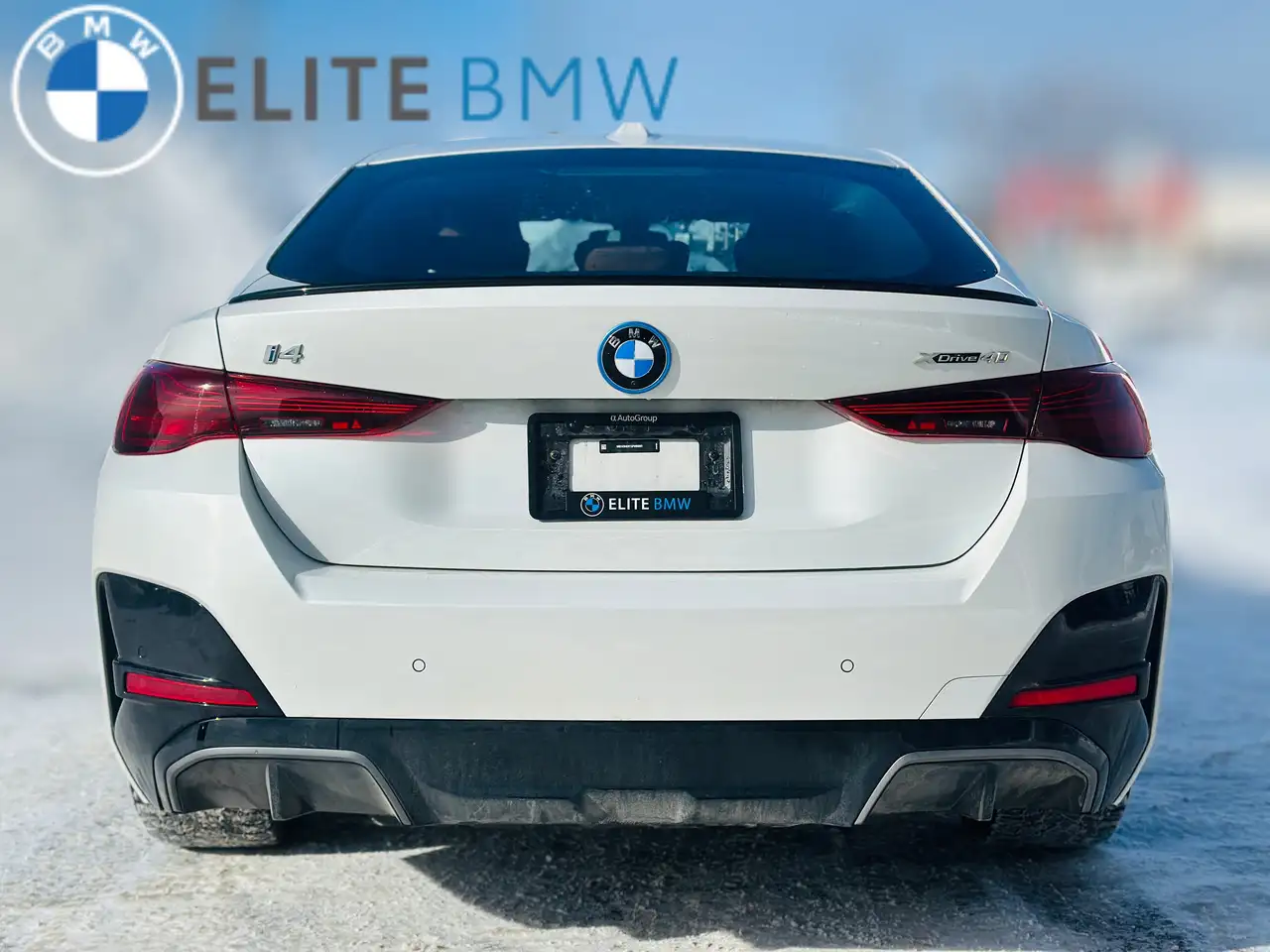 BMW i4 - Image 30