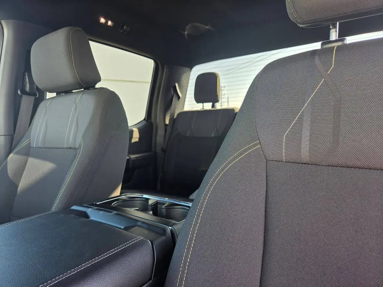 Ford F-150 - Image 21