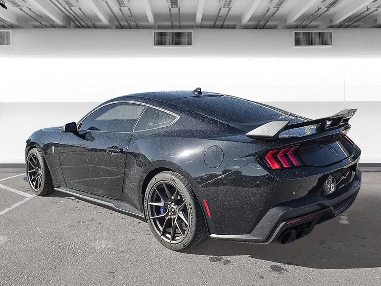 Ford Mustang - Image 3