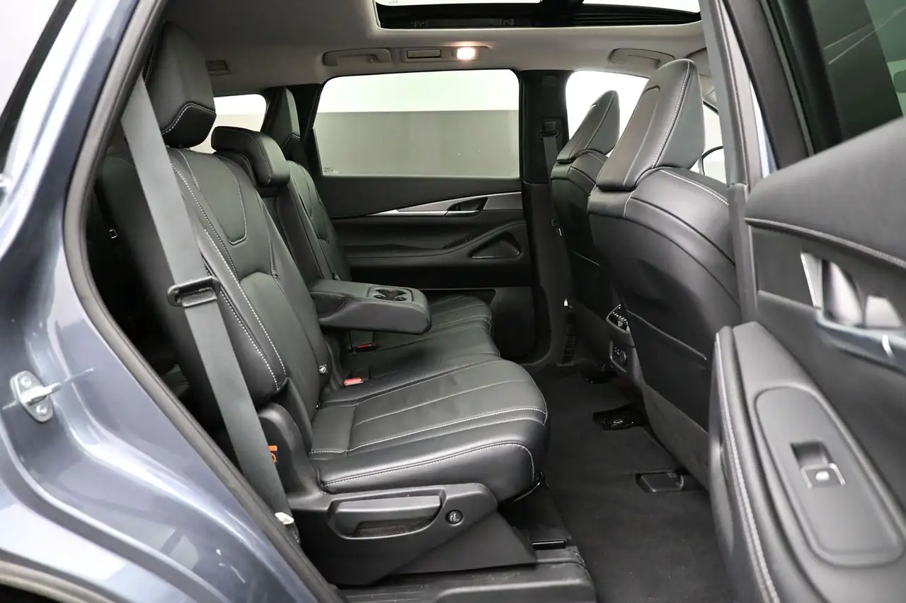 Infiniti QX60 - Image 29