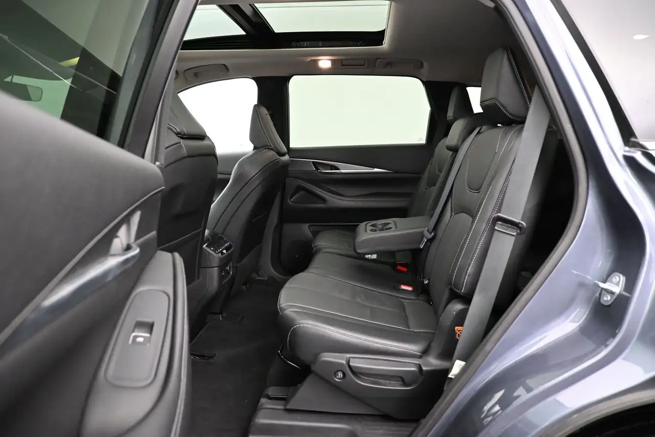 Infiniti QX60 - Image 20