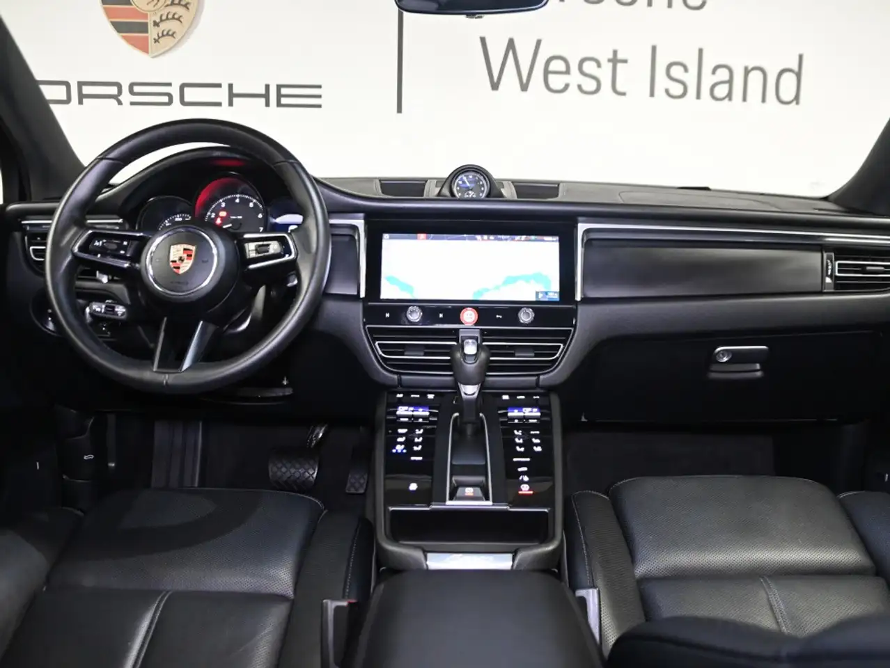 Porsche Macan - Image 19