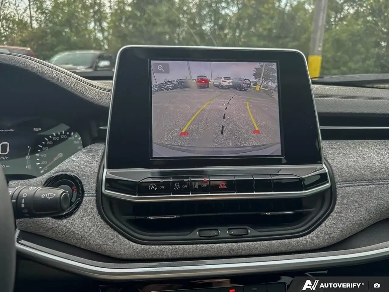 Jeep Compass - Image 18