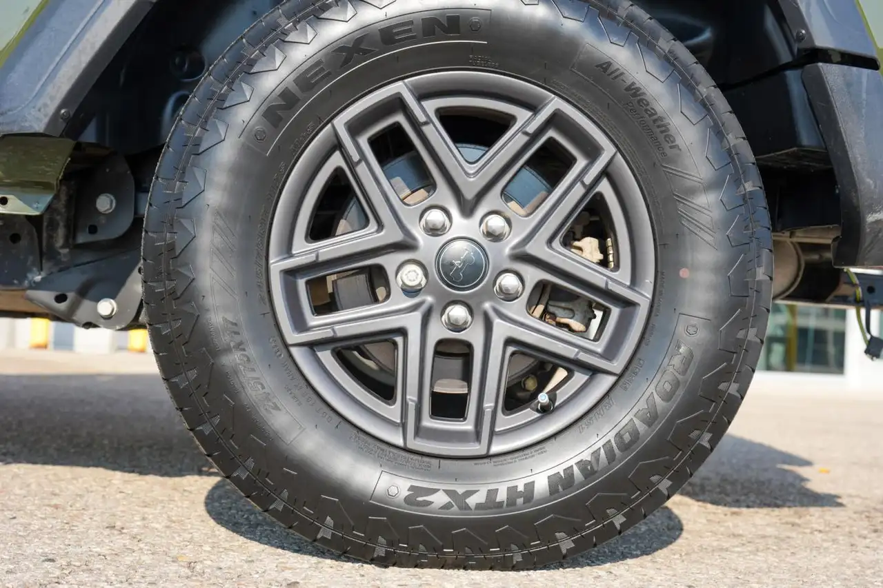 Jeep Wrangler - Image 7