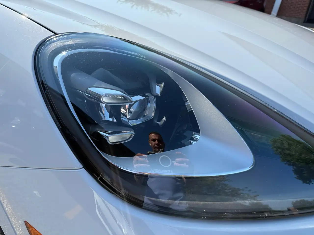 Porsche Cayenne - Image 4