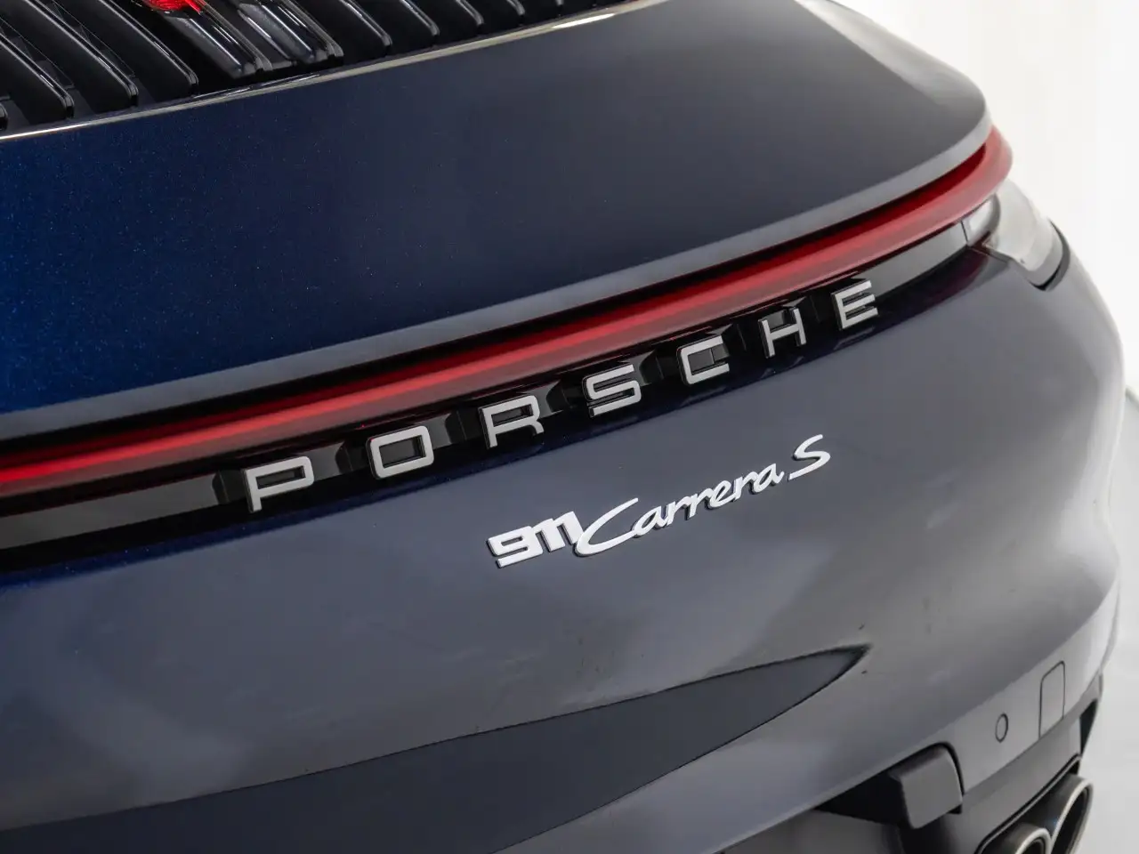 Porsche 911 - Image 10