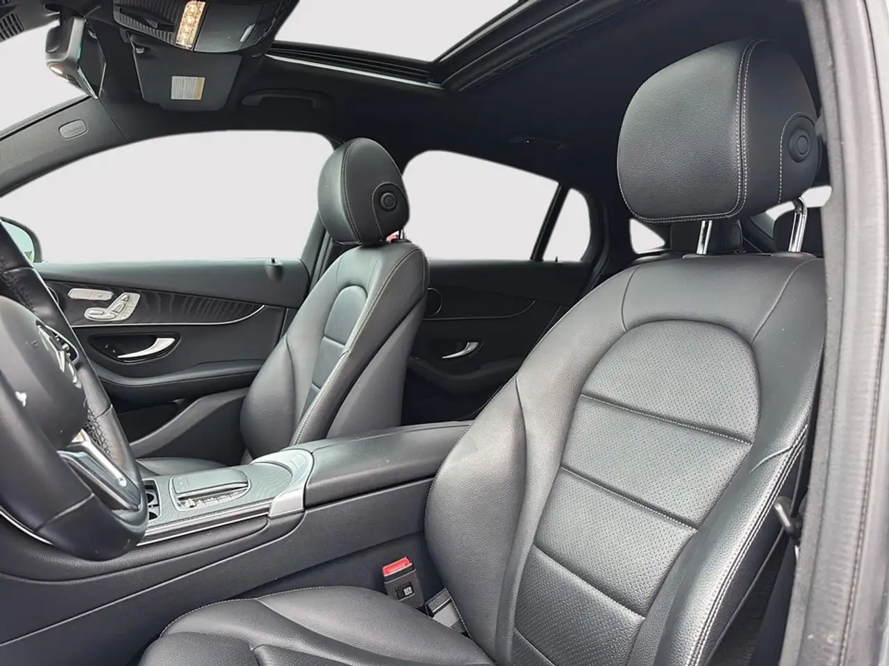 Mercedes-Benz GLC - Image 13