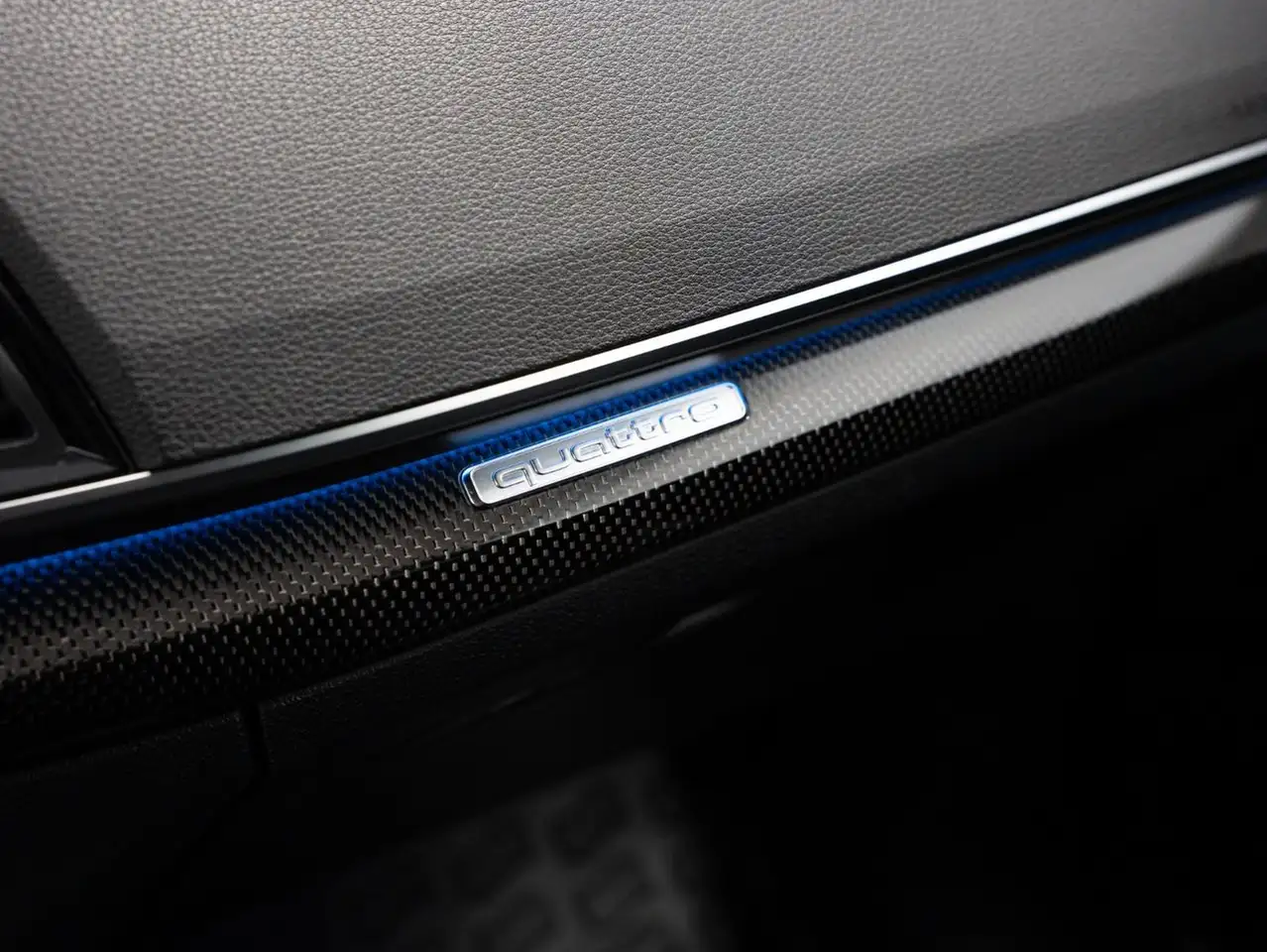 Audi SQ5 - Image 25