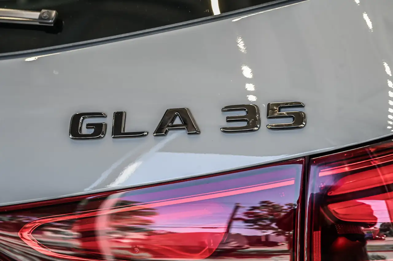 Mercedes-Benz GLA - Image 6