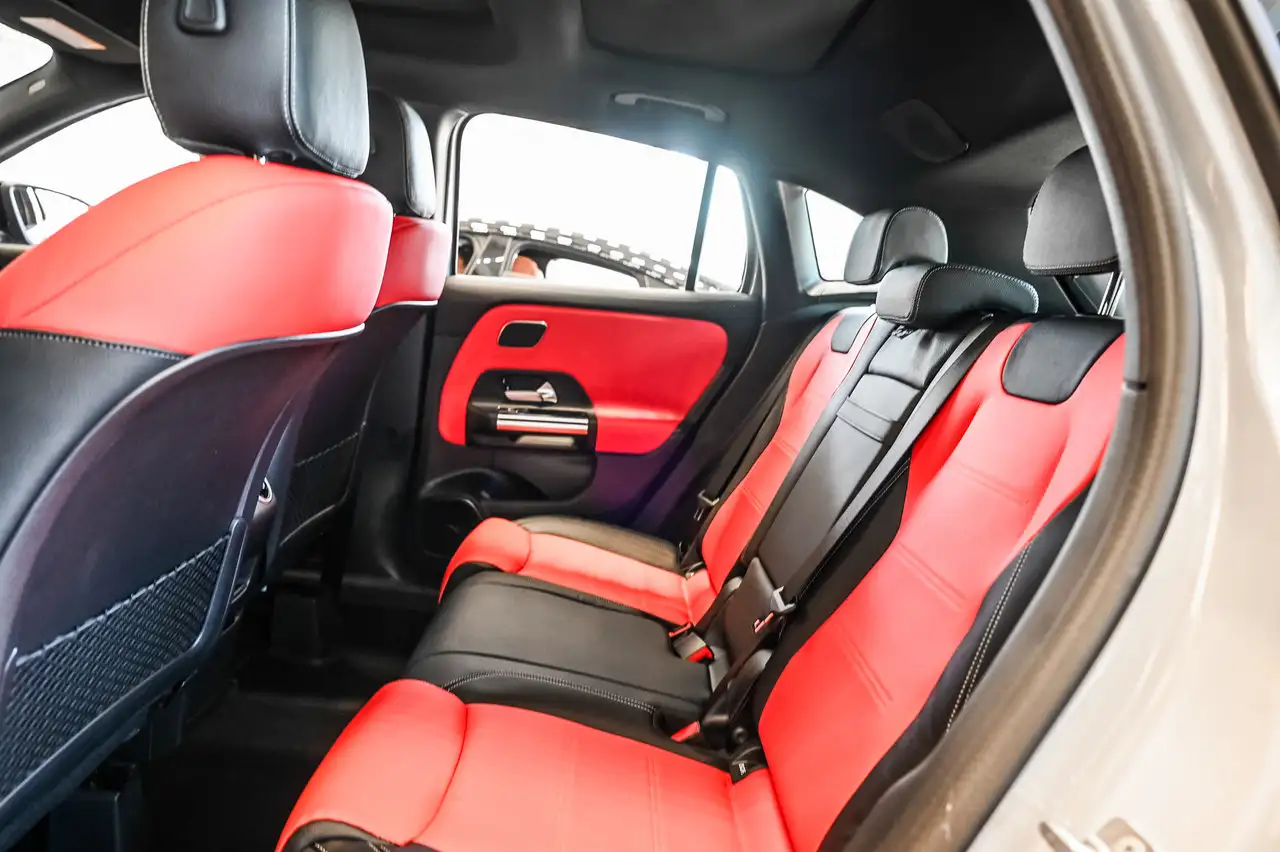 Mercedes-Benz GLA - Image 19