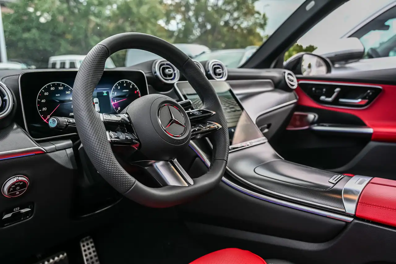 Mercedes-Benz GLC - Image 6