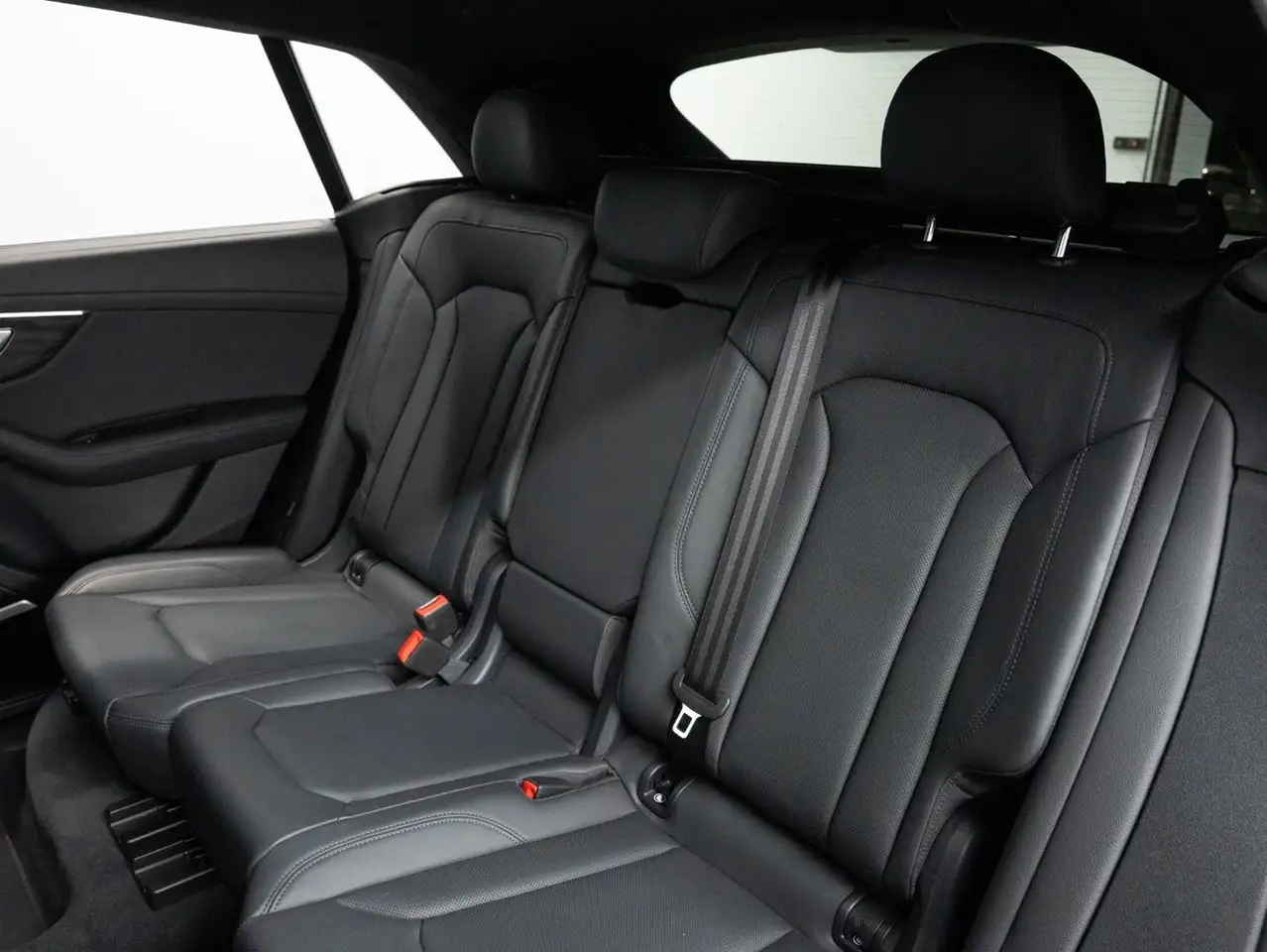 Audi Q8 - Image 17