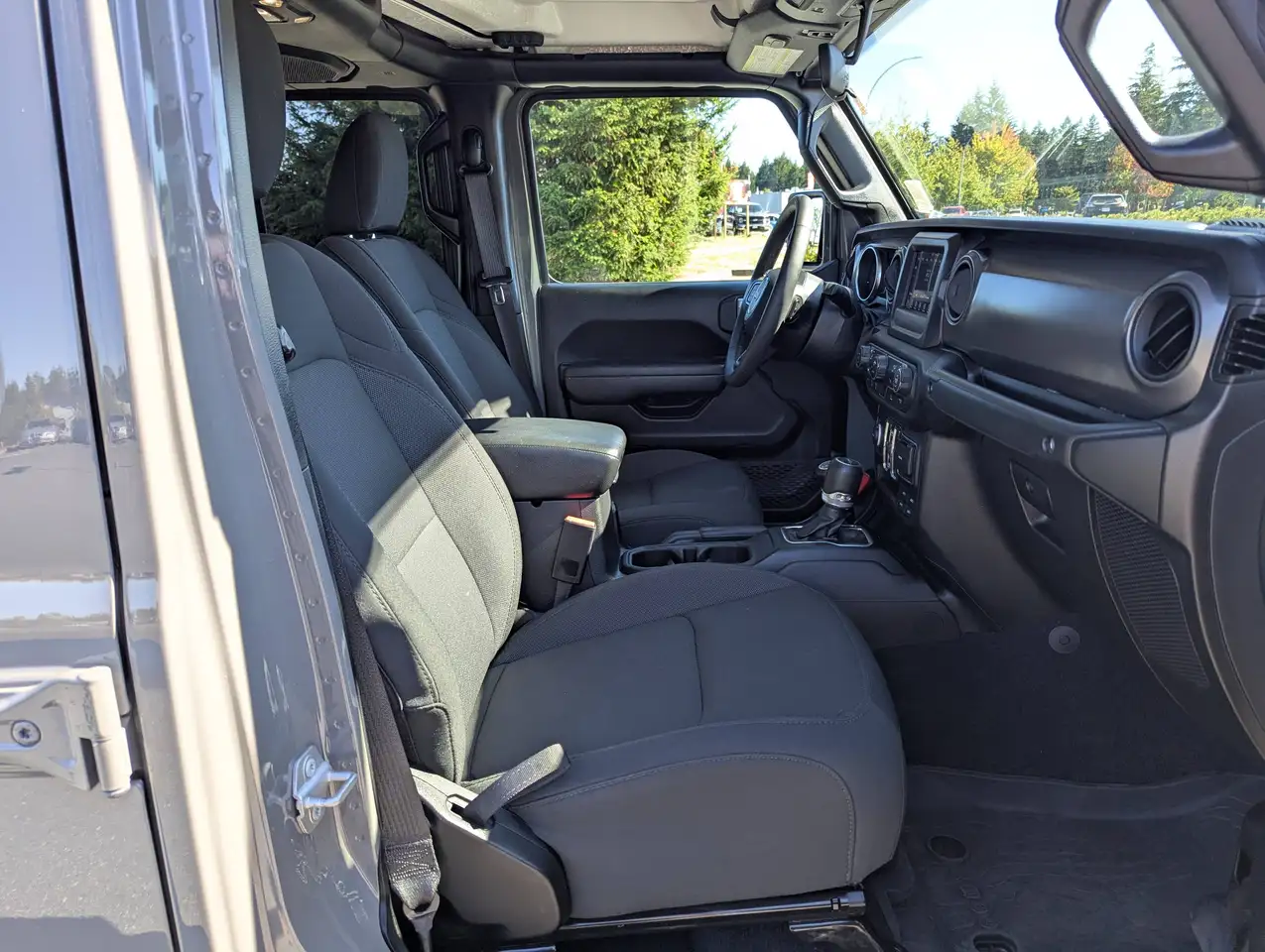 Jeep Gladiator - Image 10