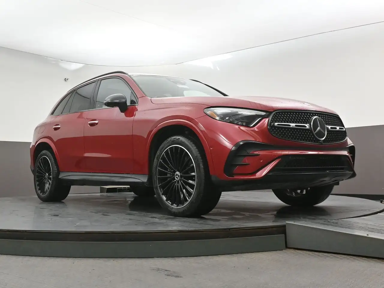Mercedes-Benz GLC - Image 39