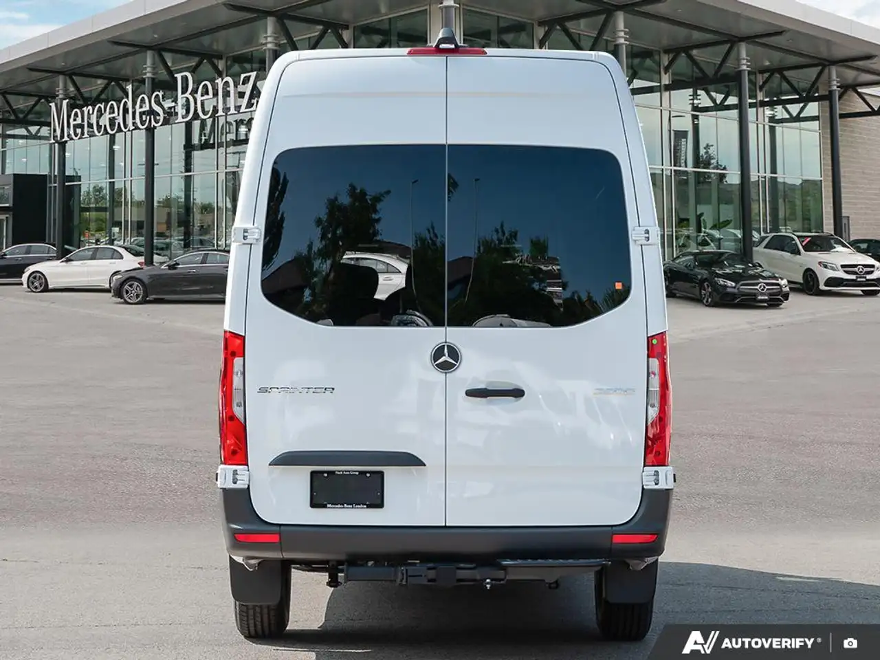Mercedes-Benz Sprinter - Image 5