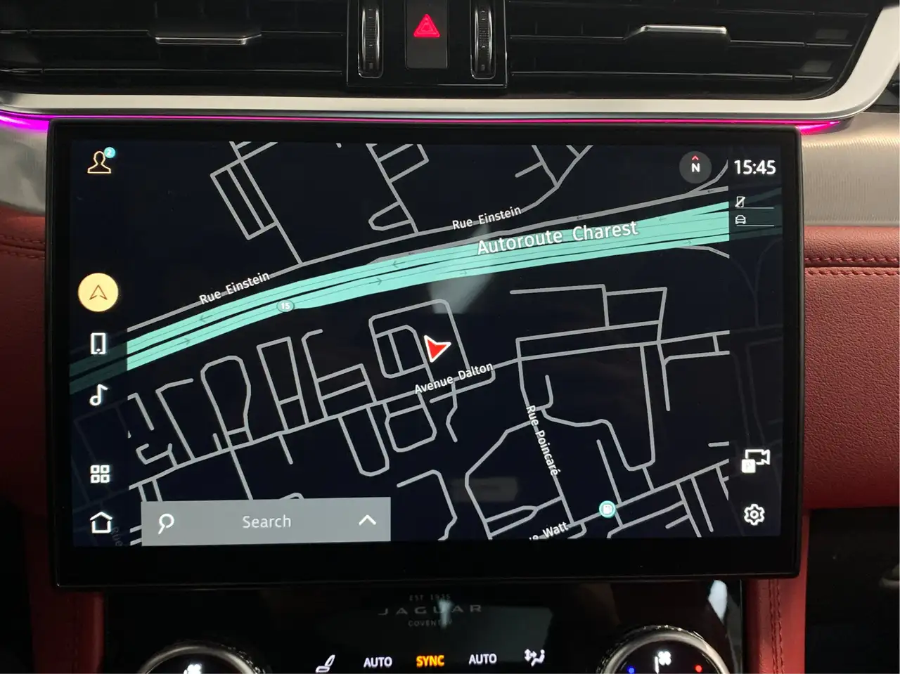 Jaguar F-Pace - Image 26