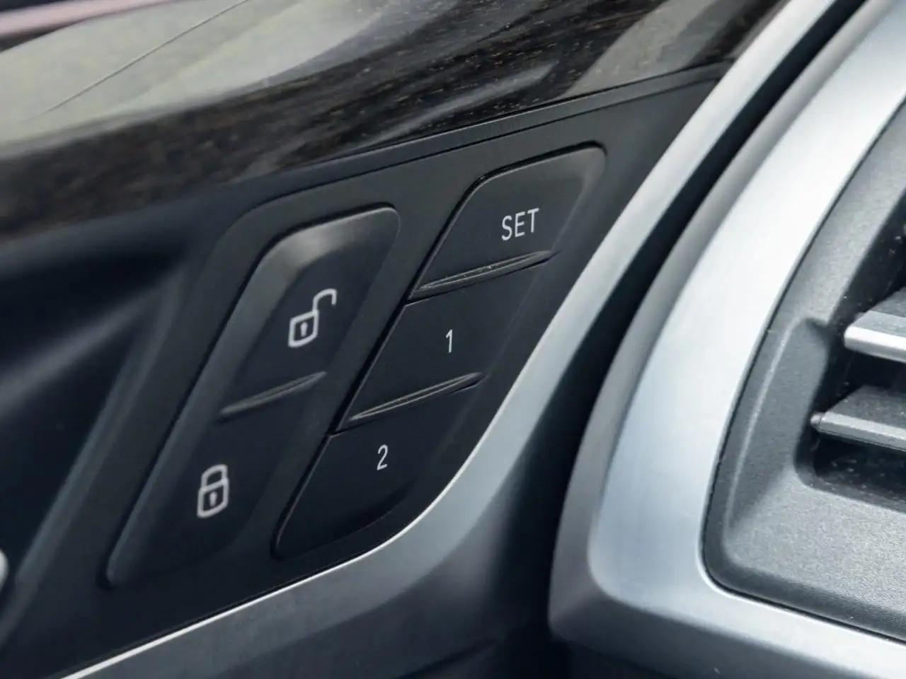 BMW X3 - Image 13