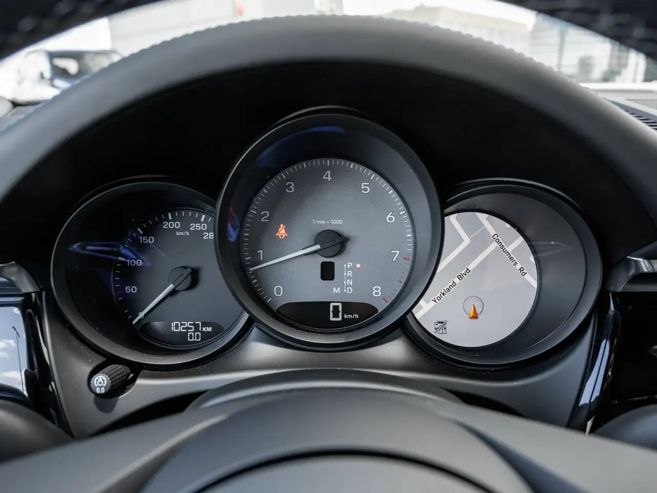 Porsche Macan - Image 16