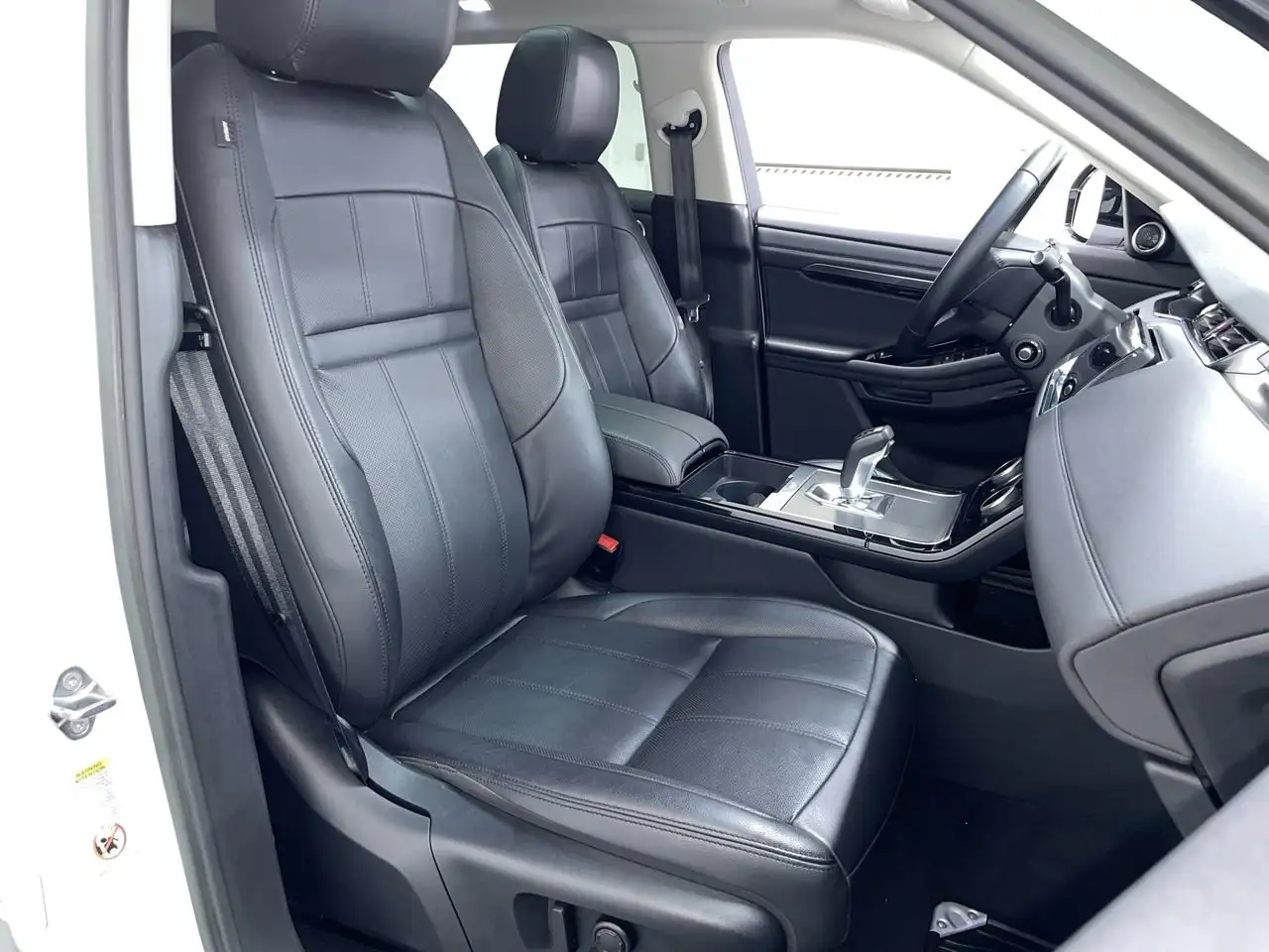 Land Rover Range Rover Evoque - Image 33