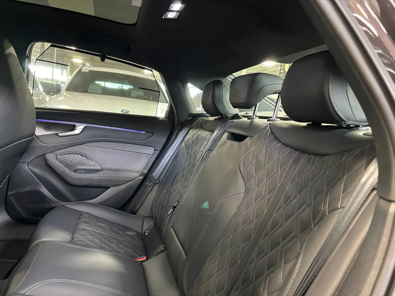 Audi A6 - Image 13