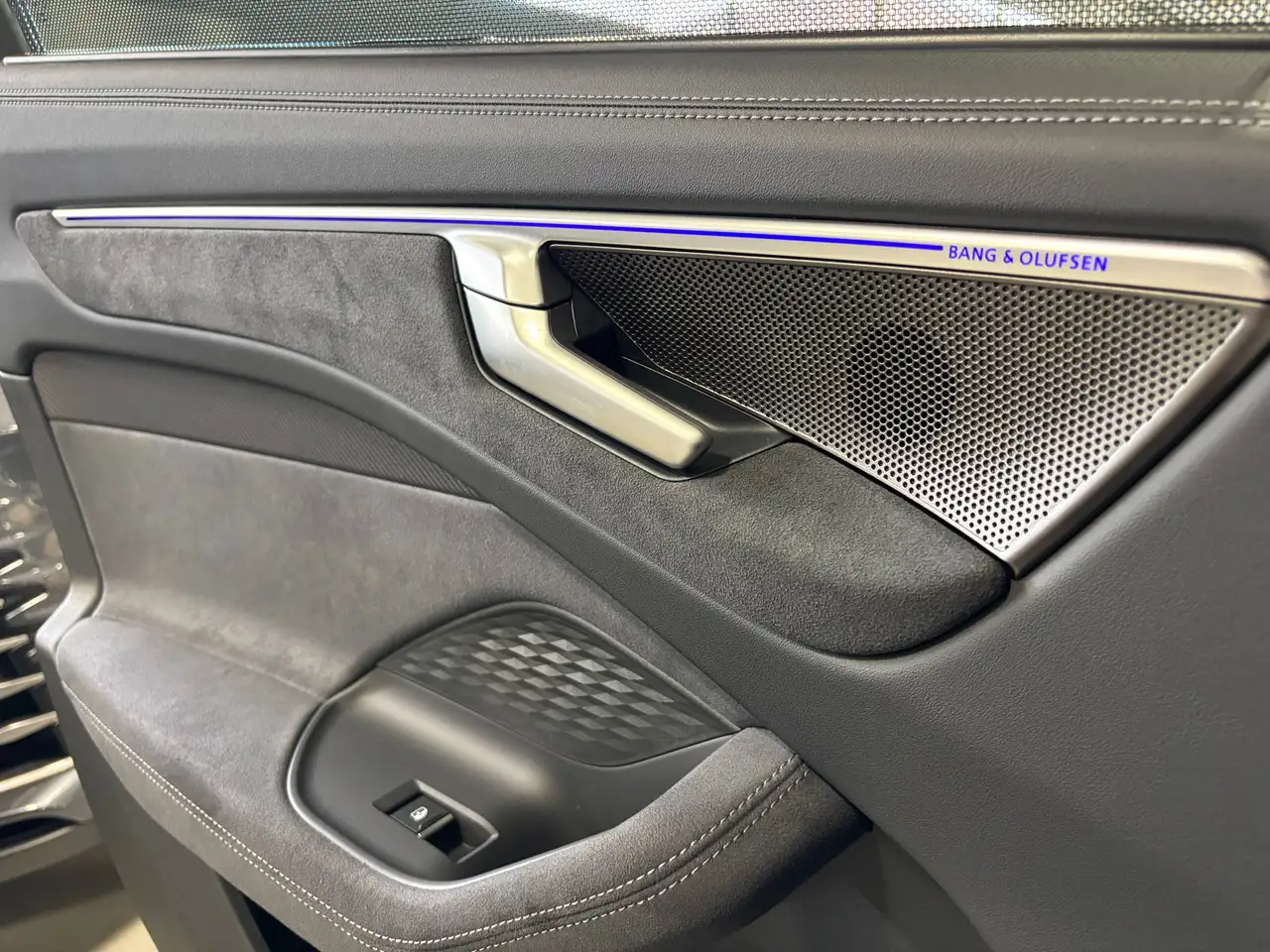 Audi A6 - Image 14