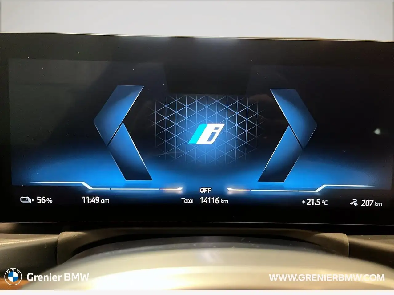 BMW i4 - Image 11